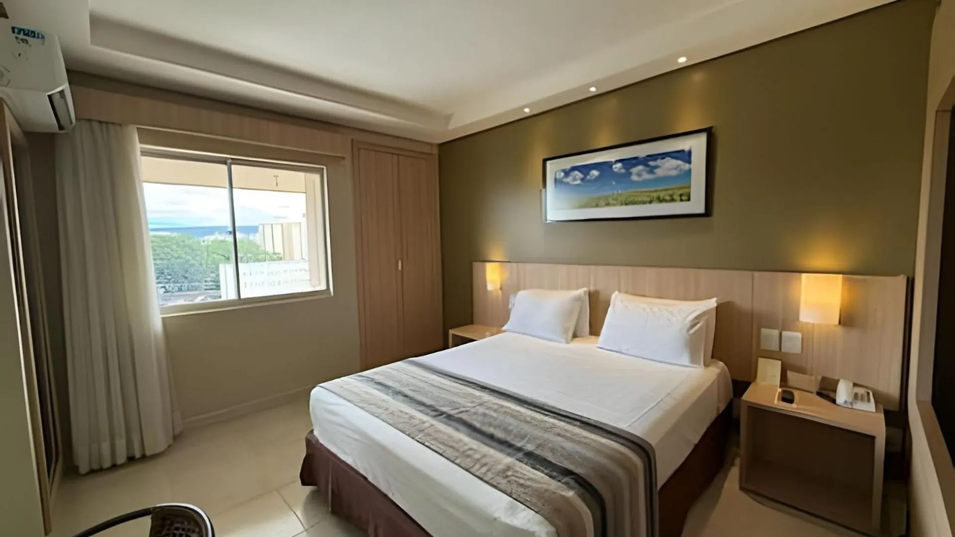 Hot Springs Hotel - Suites Com Banheira Caldas Novas